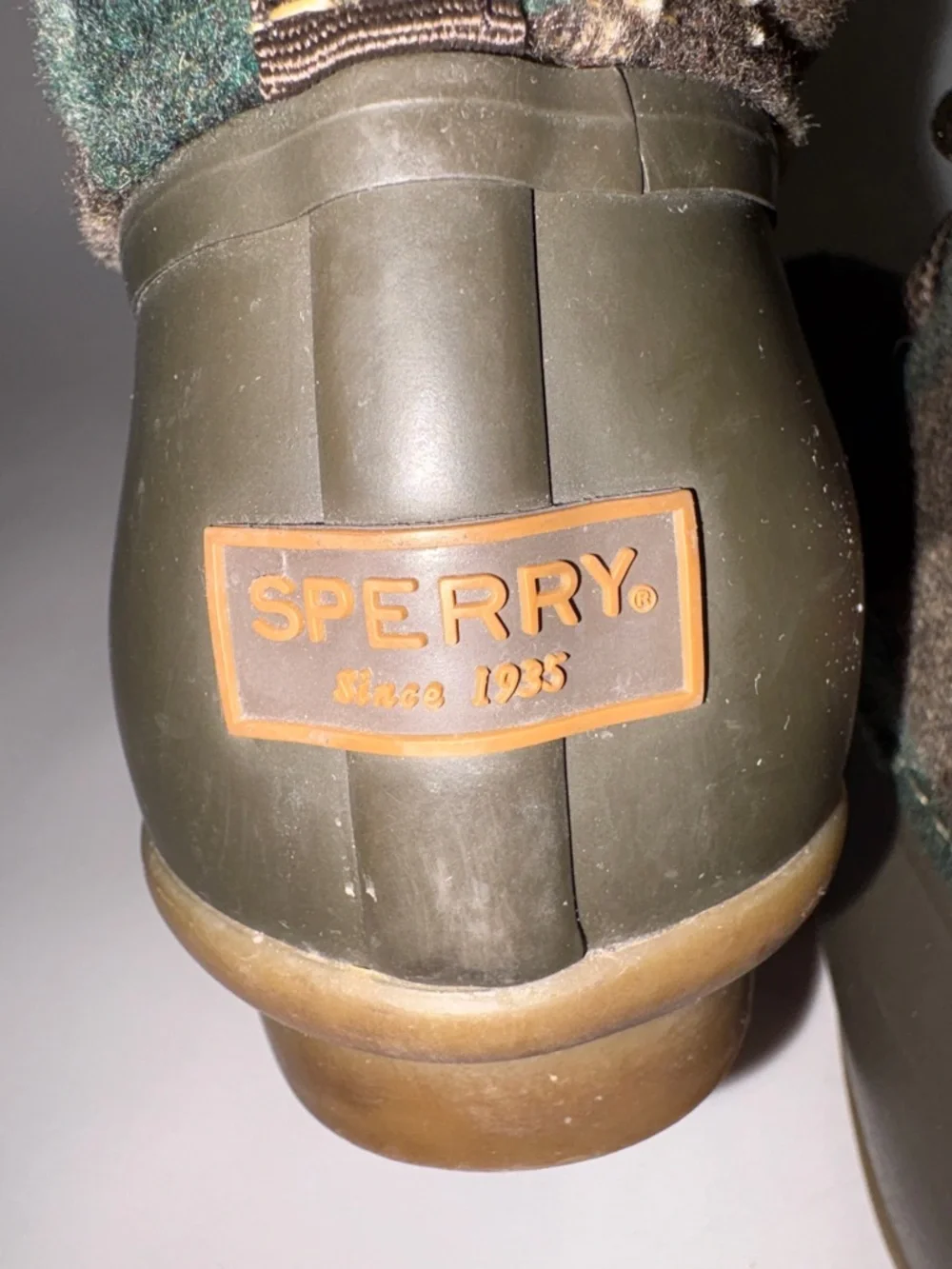Sperry‎ Women's Saltwater 2-Eye Plaid Wool Duck Boots Size 9